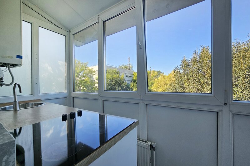 Baneasa, inchiriere 3 camere  parc Herastrau